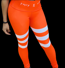 Load image into Gallery viewer, Troy Luxor Women&#39;s Red Cashmere Strips High Waisted Leggings