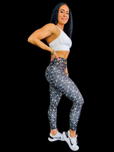 Load image into Gallery viewer, Troy Luxor Women&#39;s Black Hex High Waisted Leggings